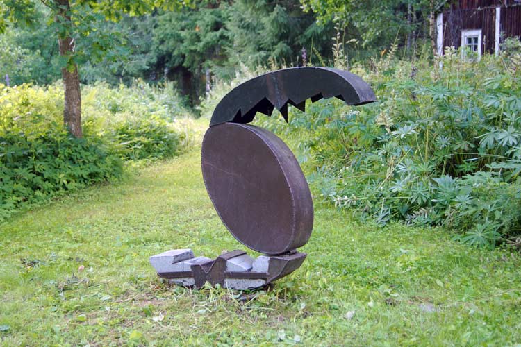 Gjalt Blaauw in POAM Penttilä Open Air Museum - sculpture park Finland | veistospuisto